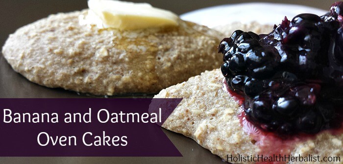 How to Make Banana and Oatmeal Oven Cakes.