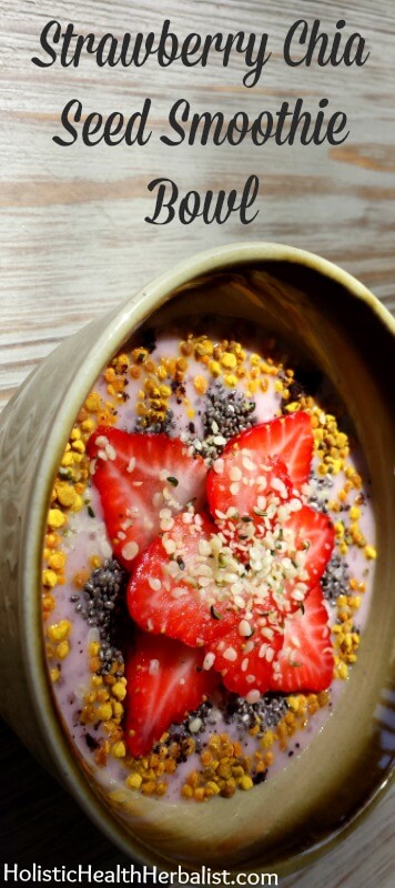 Strawberry Chia Seed Smoothie Bowl - Learn how to make a delicious smoothie bowl for breakfast using fresh strawberries and chia seeds to thicken. Add any toppings to make it your own!
